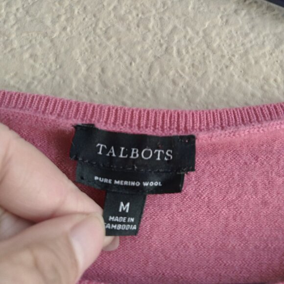 Talbots 100% Pure Merino Wool Pink Sweater with Pearl Button Cuffs - Picture 4 of 5